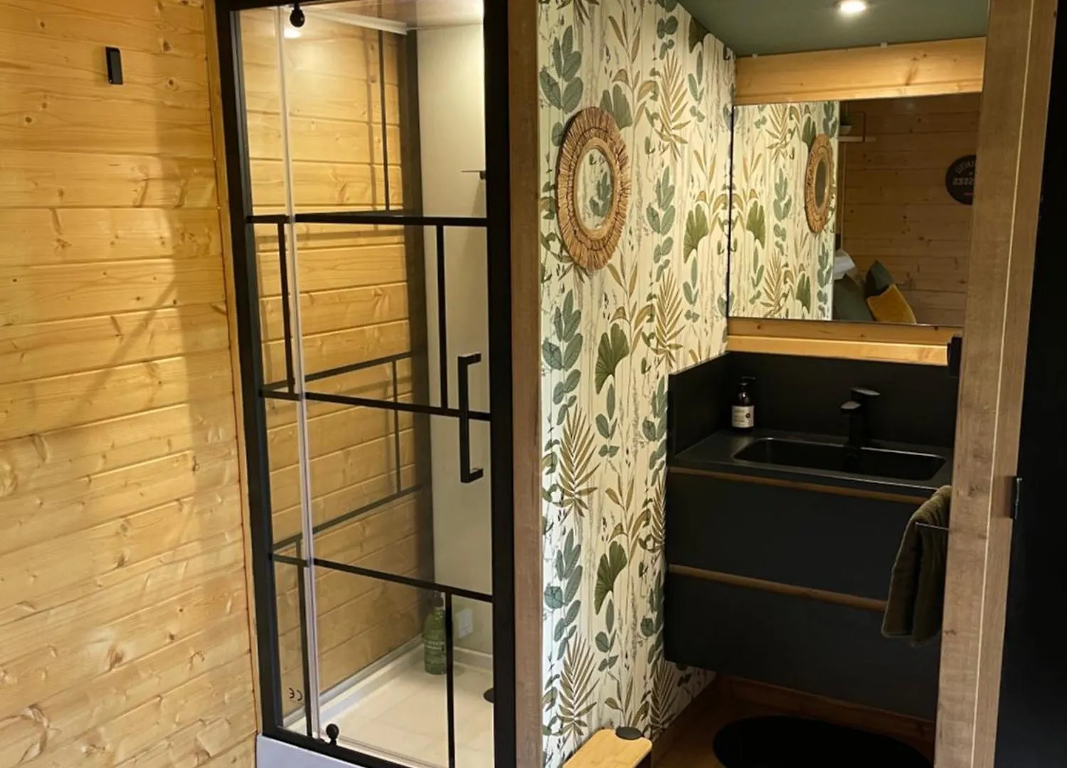 Magnifique Chalet Avec Jacuzzi 2P 穆然