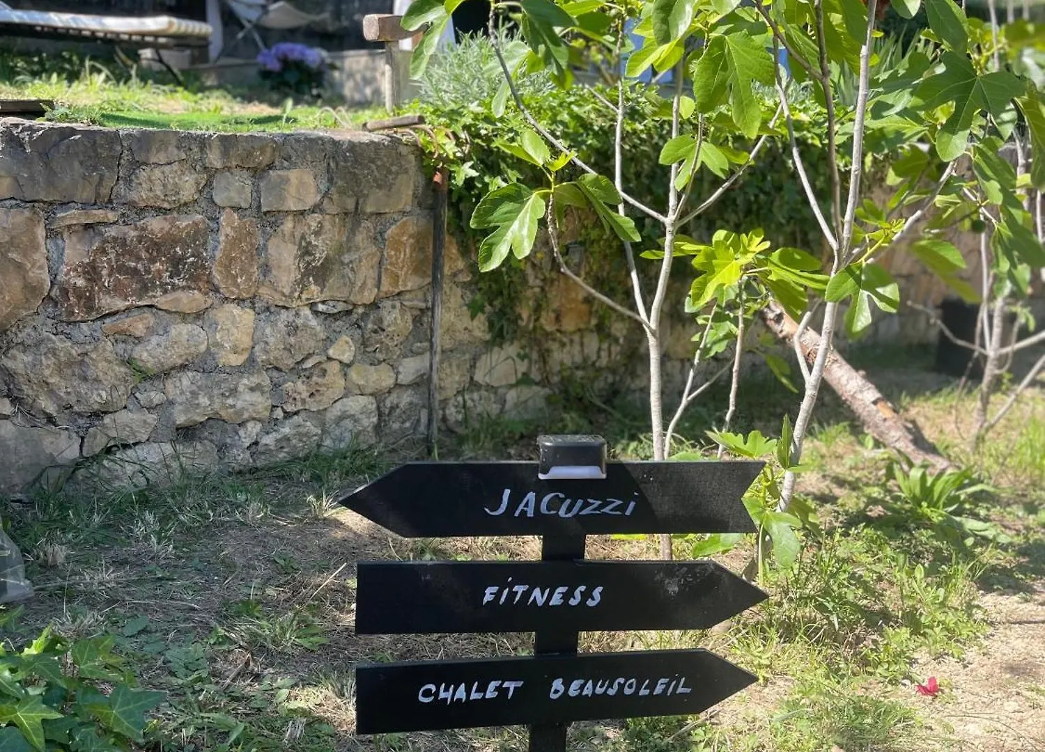 山林小屋 Magnifique Chalet Avec Jacuzzi 2P 穆然